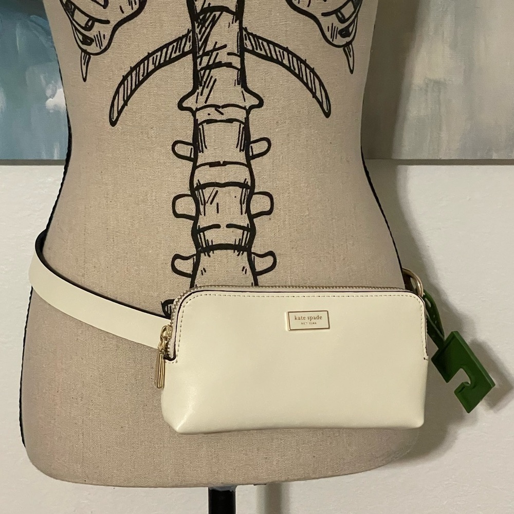 Kate Spade Cream Belt Bag size SMALL $98